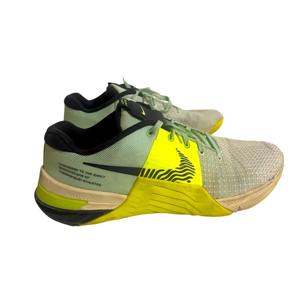 Nike Metcon 8 Mint Foam Volt | Size 11